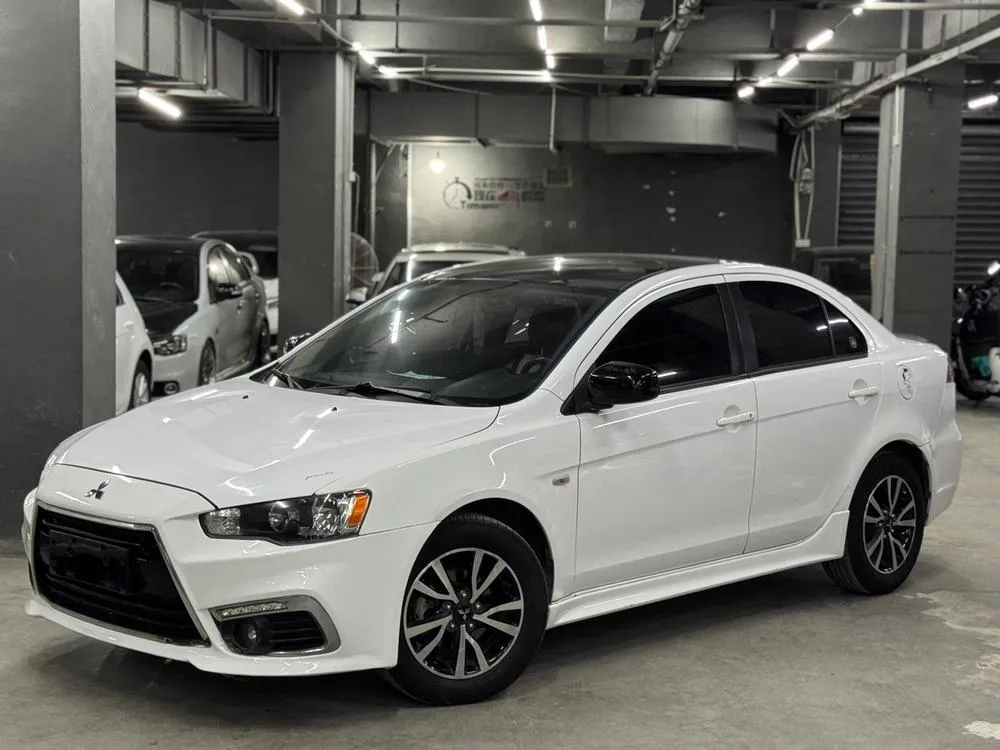 Mitsubishi Lancer EX, 2016