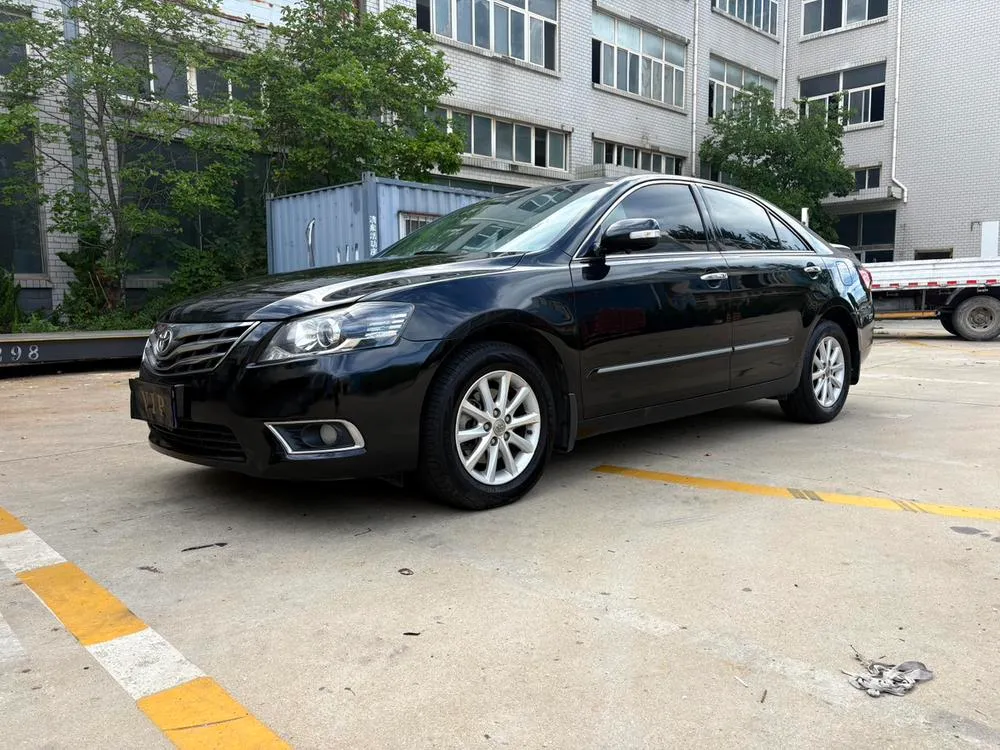 Toyota Camry 200G Classic Luxury Edition, 2012 — фото 1