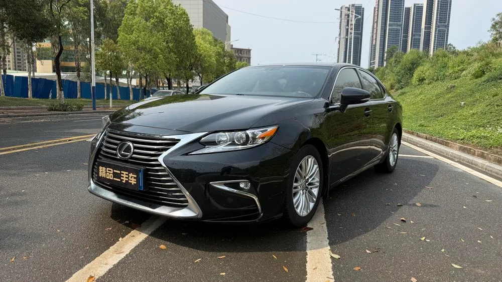Lexus ES, 2017