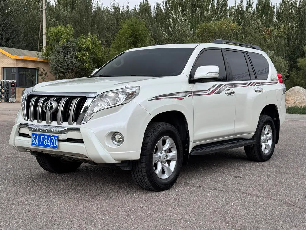 Toyota Prado (Import) 2.7L Parallel Import, 2013 — фото 1