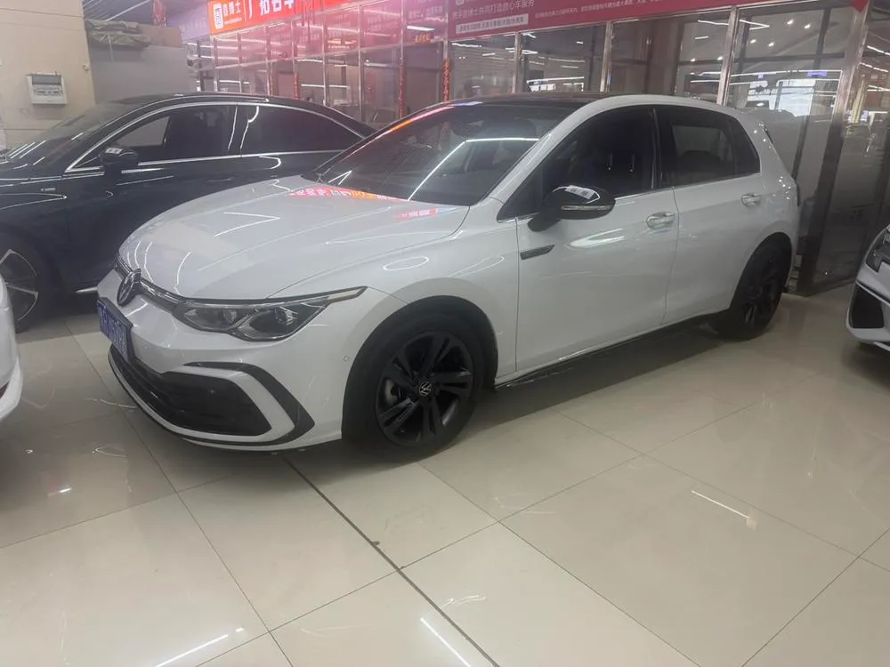 Volkswagen Golf, 2021