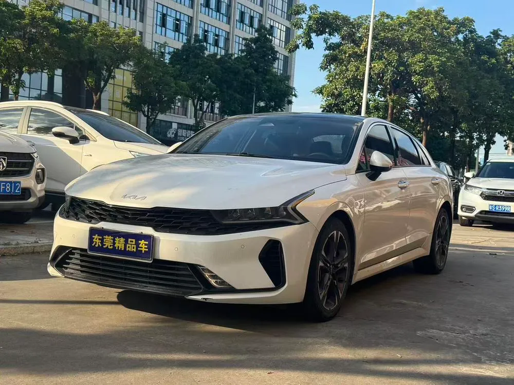 Kia K5, 2021