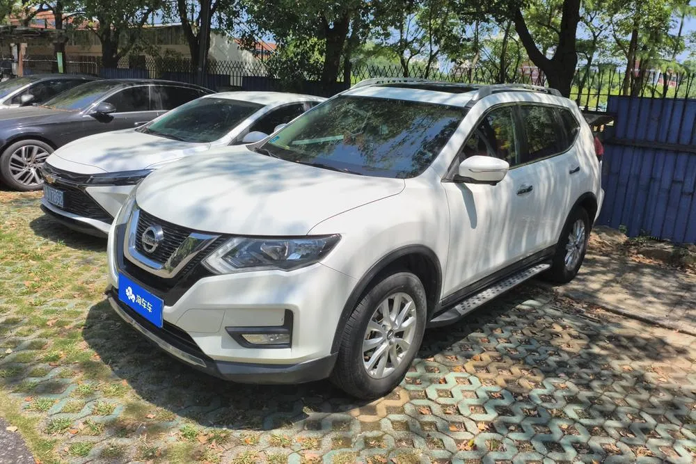 Nissan X-Trail 2.0L CVT Comfort Edition 2WD, 2017 — фото 1