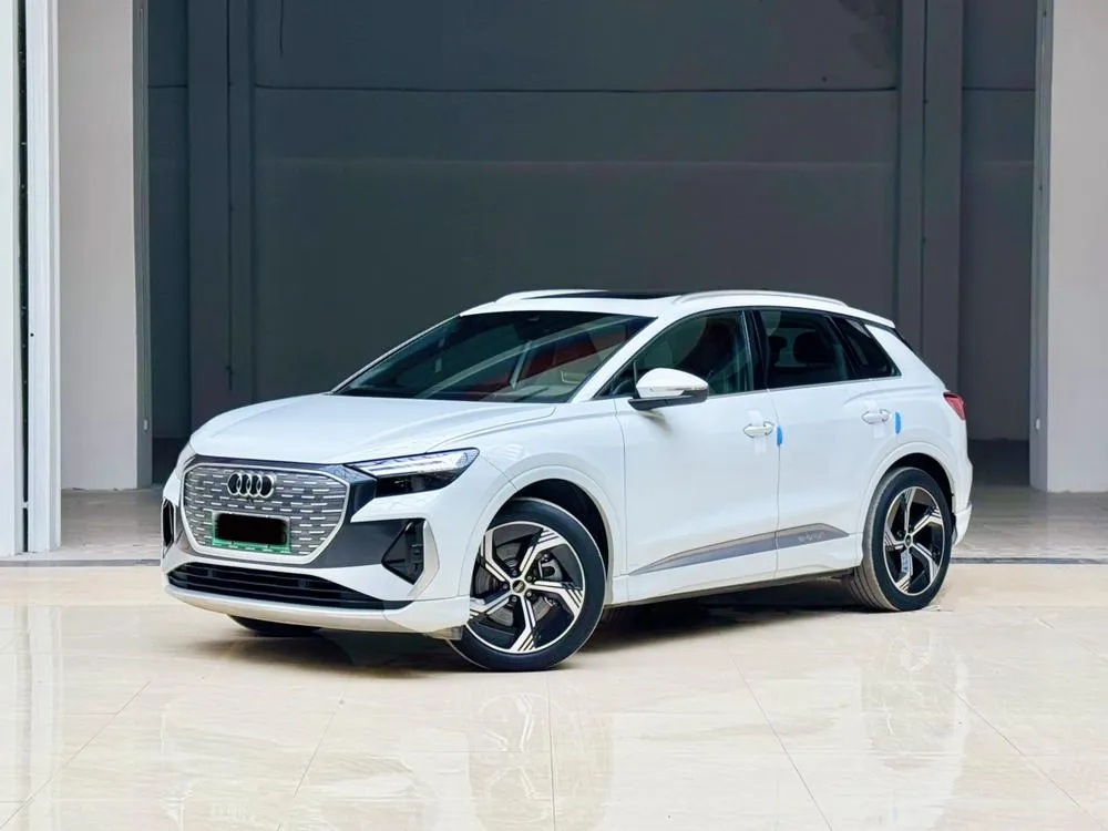 Audi Q4 e-tron 50 e-tron quattro Edition, 2023 — фото 1