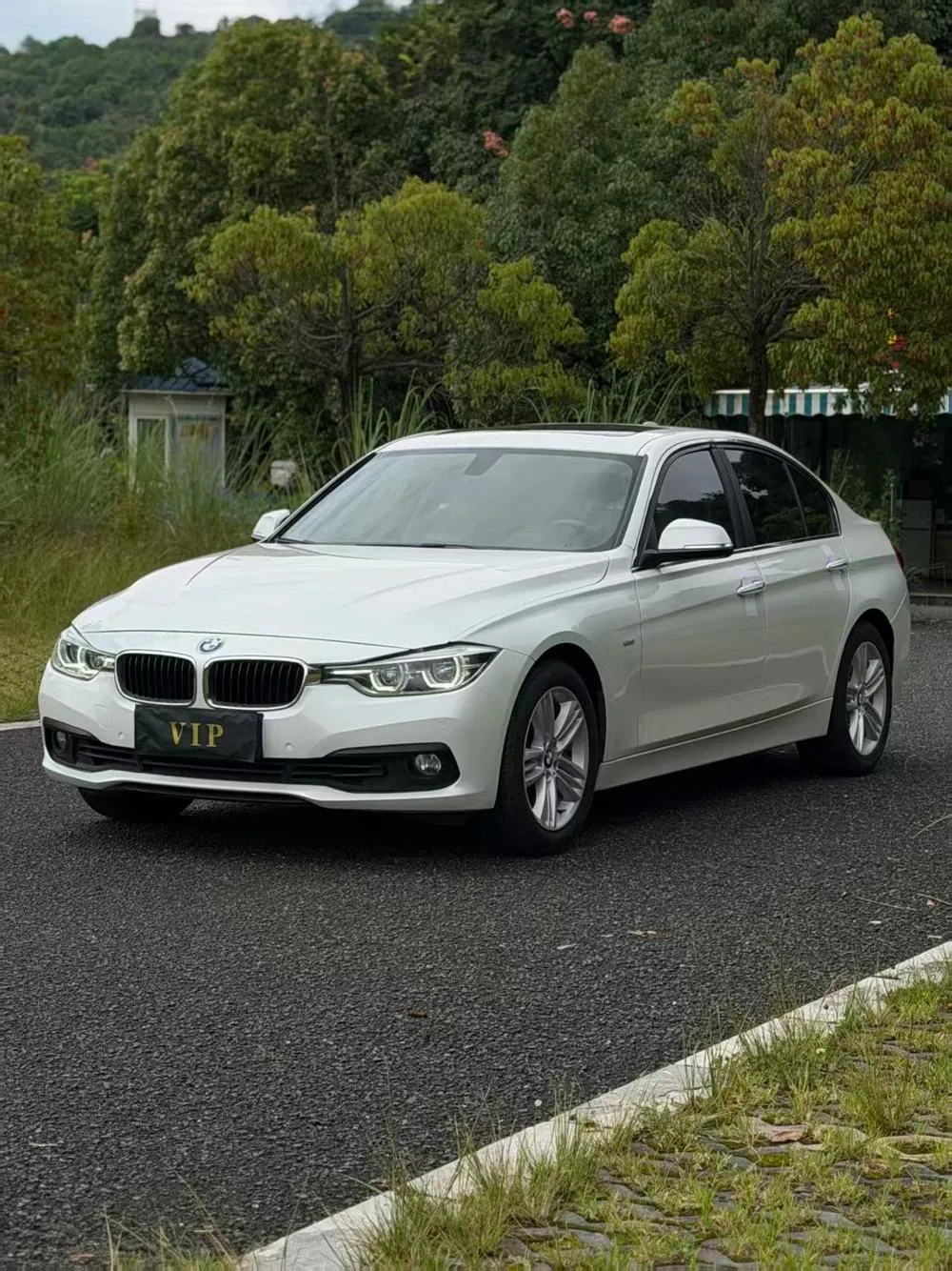 BMW 3-Series, 2016