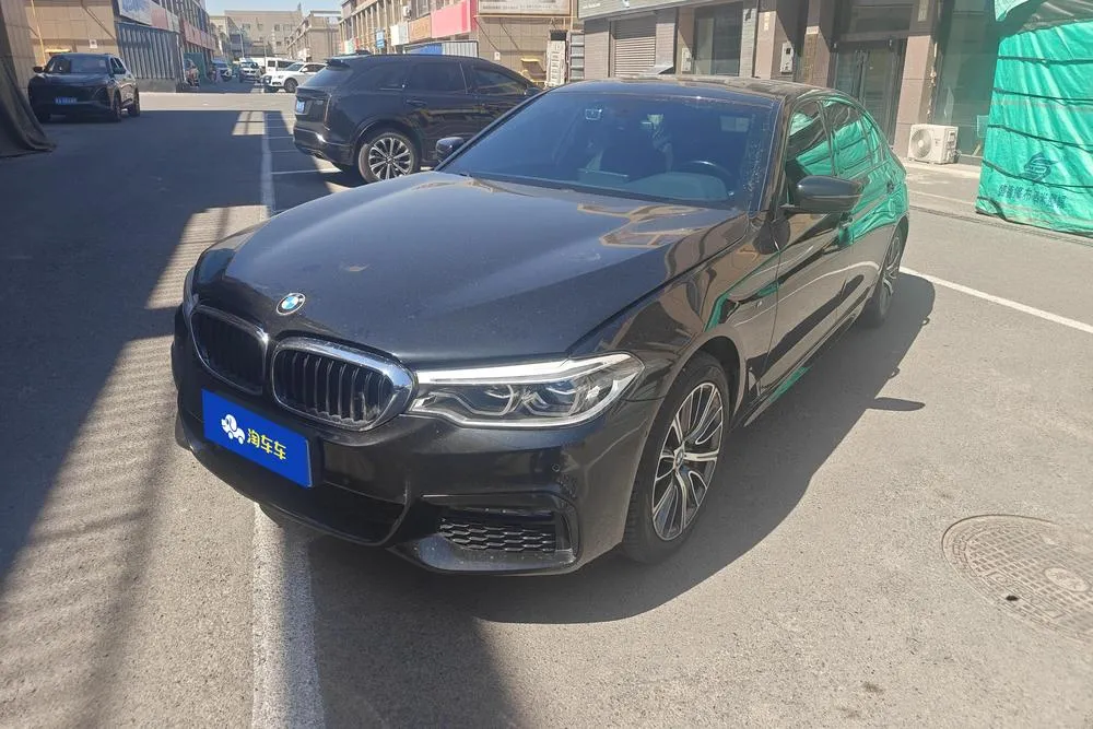 BMW 5-Series, 2018