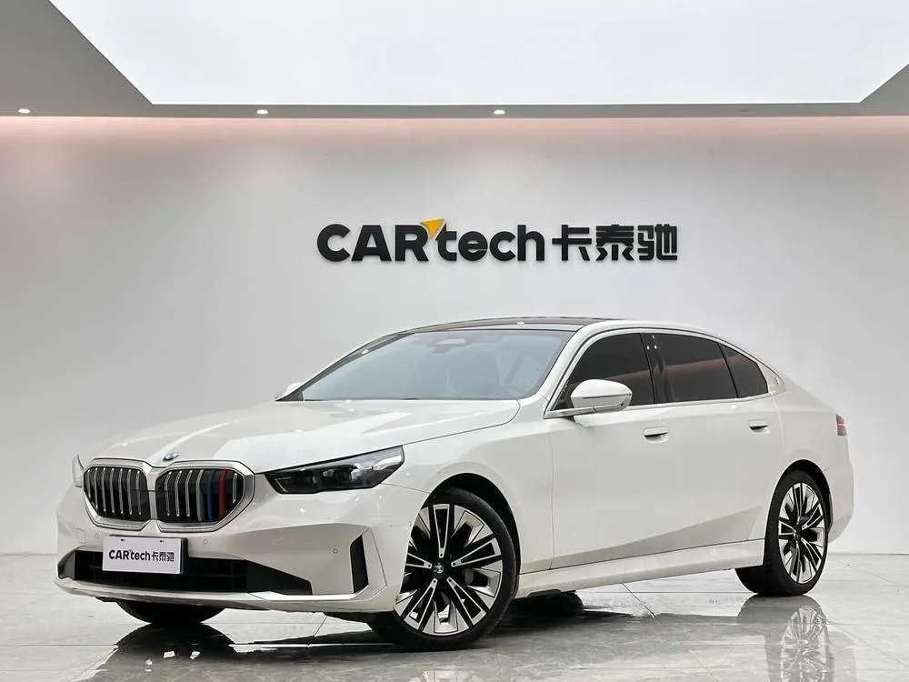 BMW 5-Series 530Li Prestige Version Luxury, 2024 — фото 1