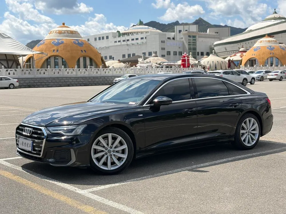 Audi A6L 45 TFSI Refined Version, 2020 — фото 1