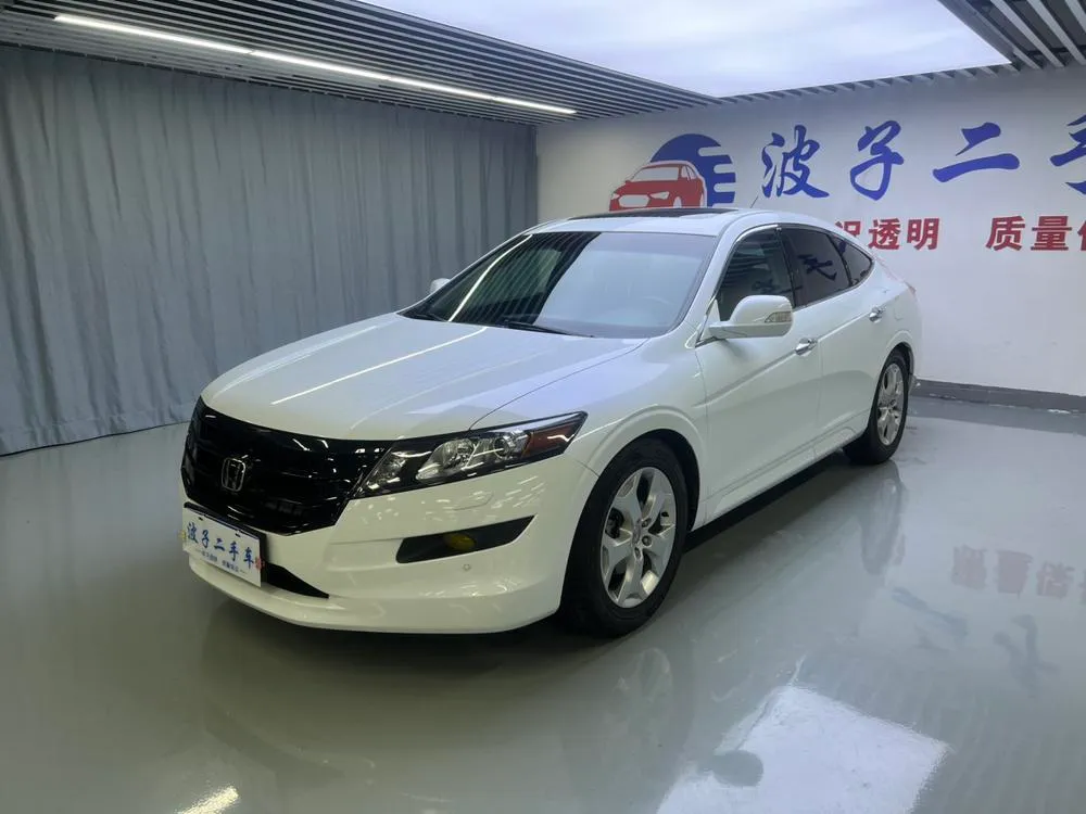 Honda Crosstour 3.5L Premium Edition, 2011 — фото 1