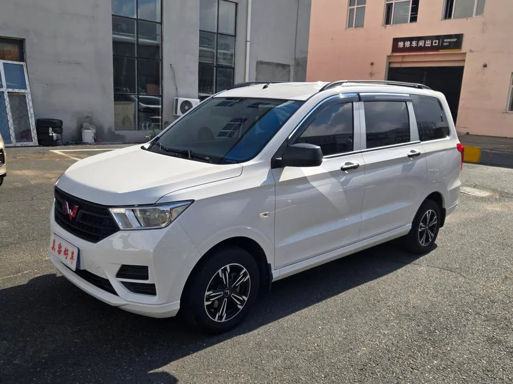 Wuling Hongguang Facelift 1.5L S Manual Basic Version, 2021 — фото 1