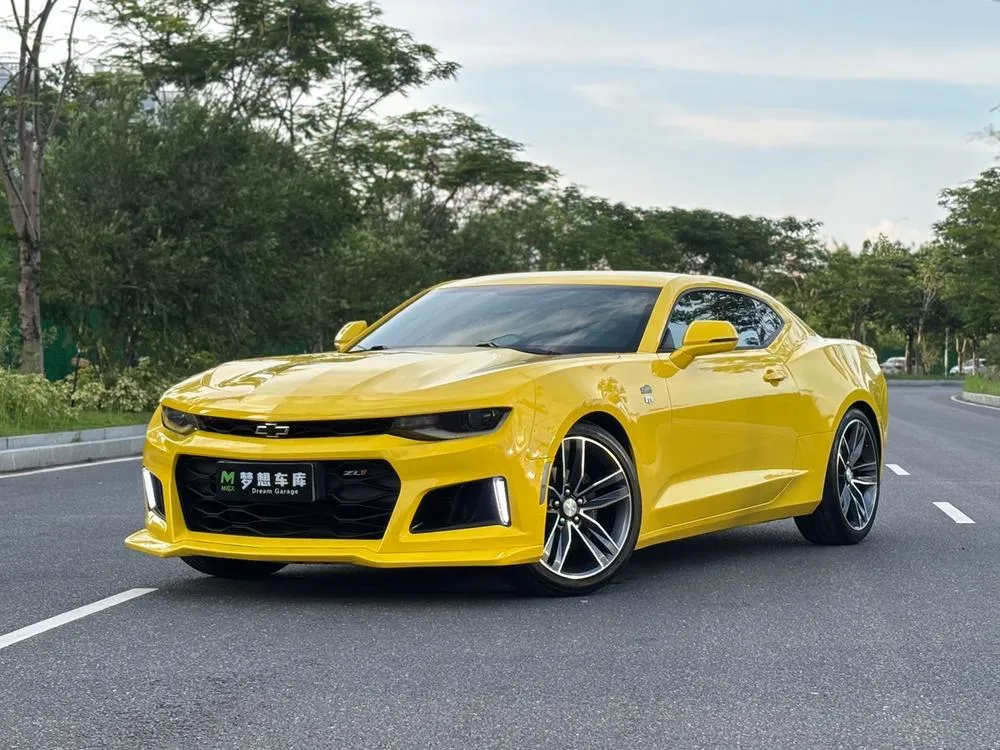 Chevrolet Camaro 2.0T RS, 2017 — фото 1