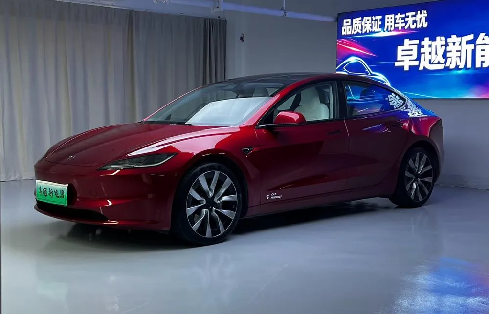 Tesla Model 3, 2023