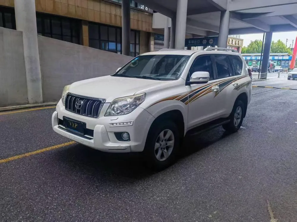 Toyota Prado (Import) 2.7L Auto 4WD 7 Seater Parallel Import, 2013 — фото 1