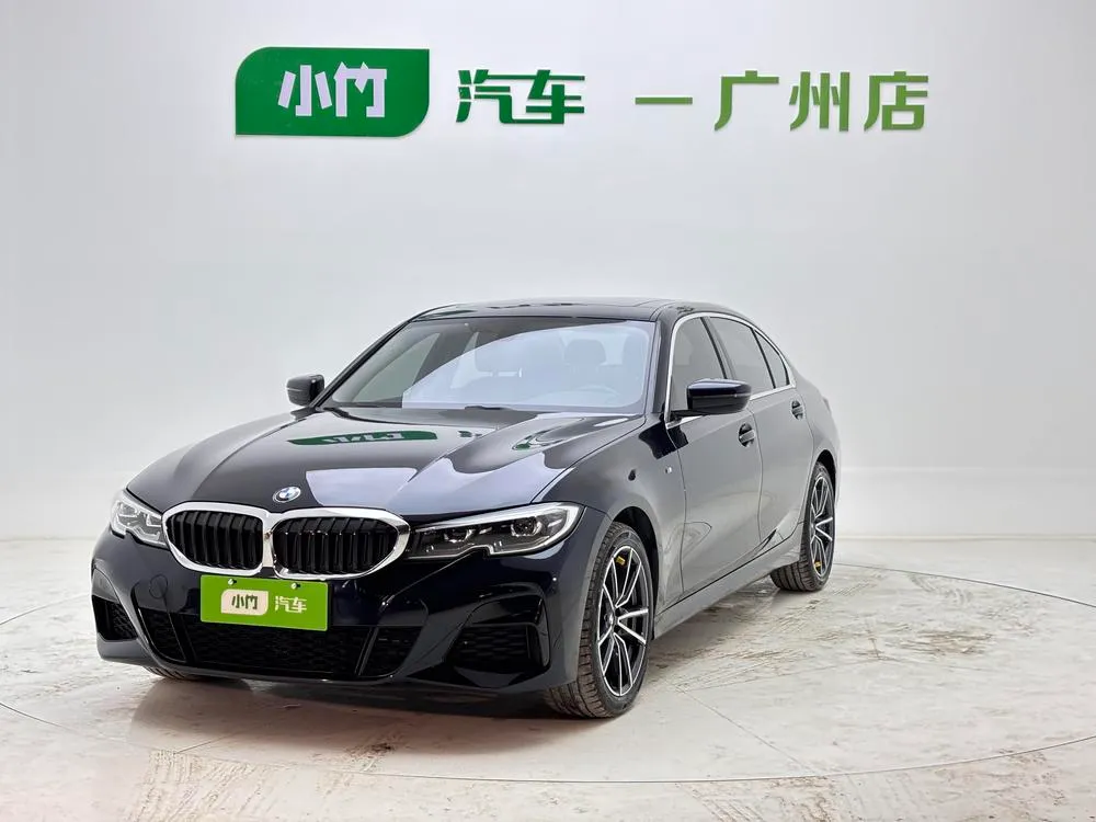 BMW 3-Series, 2022