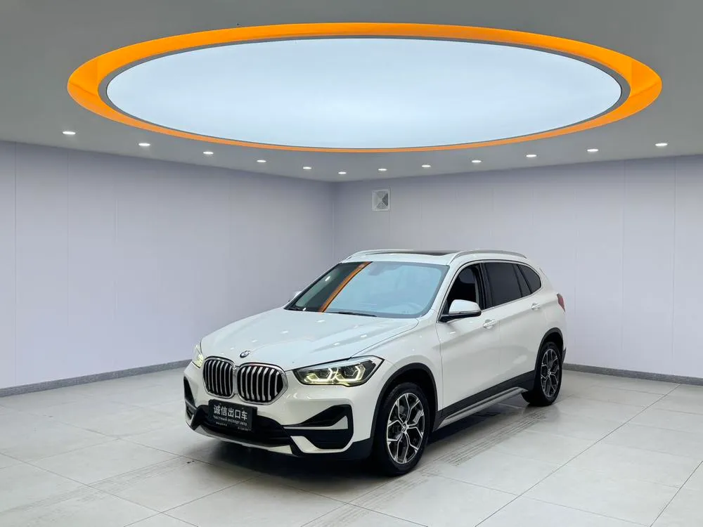 BMW X1 sDrive20Li Fashion Version, 2022 — фото 1