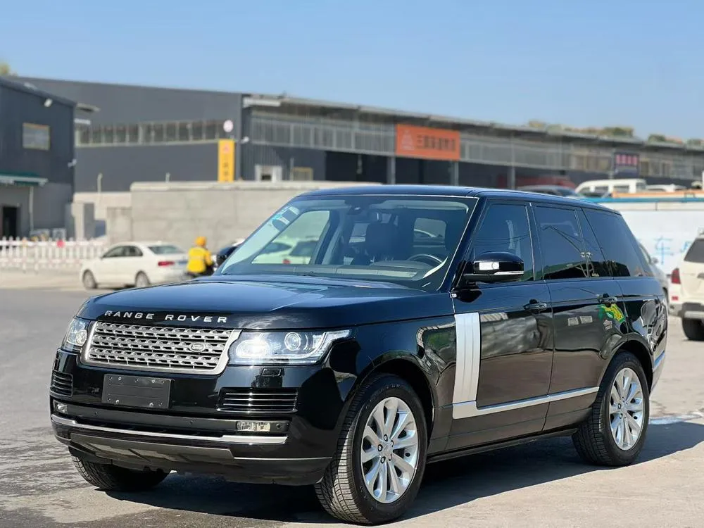 Land Rover Range Rover 3.0 V6 SC Vogue, 2016 — фото 1
