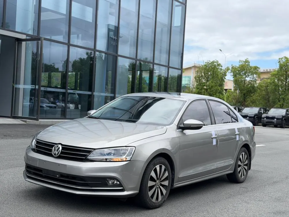 Volkswagen Sagitar 180TSI DSG Refined Edition, 2018 — фото 1