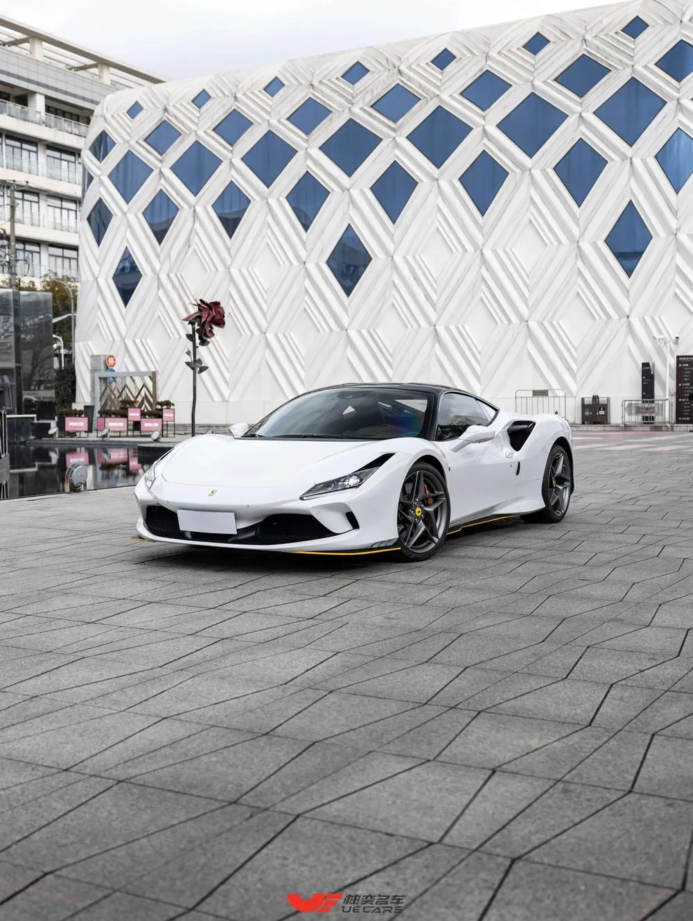 Ferrari F8, 2019