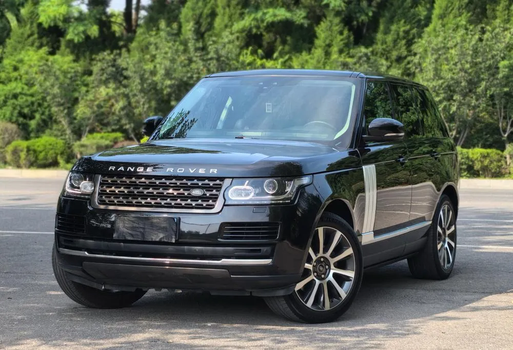 Land Rover Range Rover 3.0 V6 SC Vogue, 2017 — фото 1