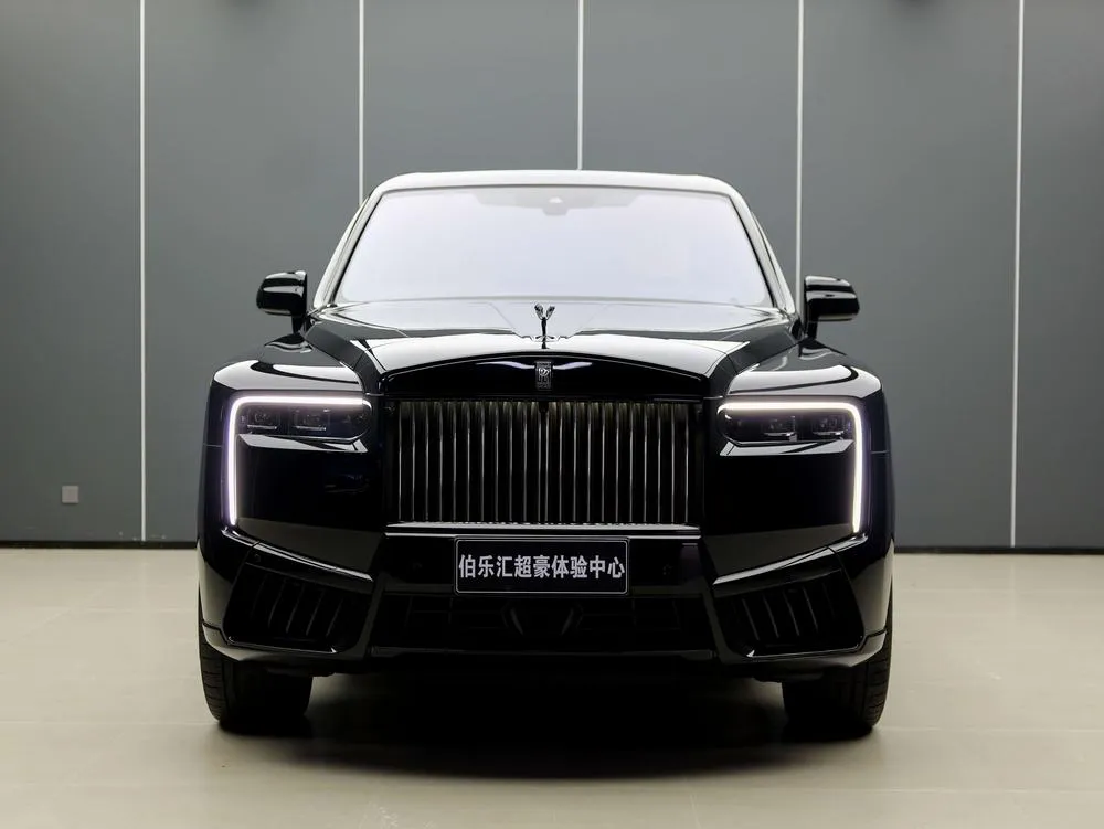 Rolls-Royce Cullinan, 2024
