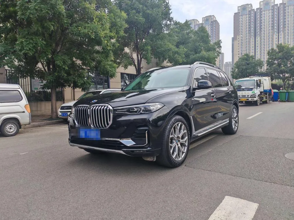 BMW X7 xDrive40i Leading Version Luxury, 2019 — фото 1