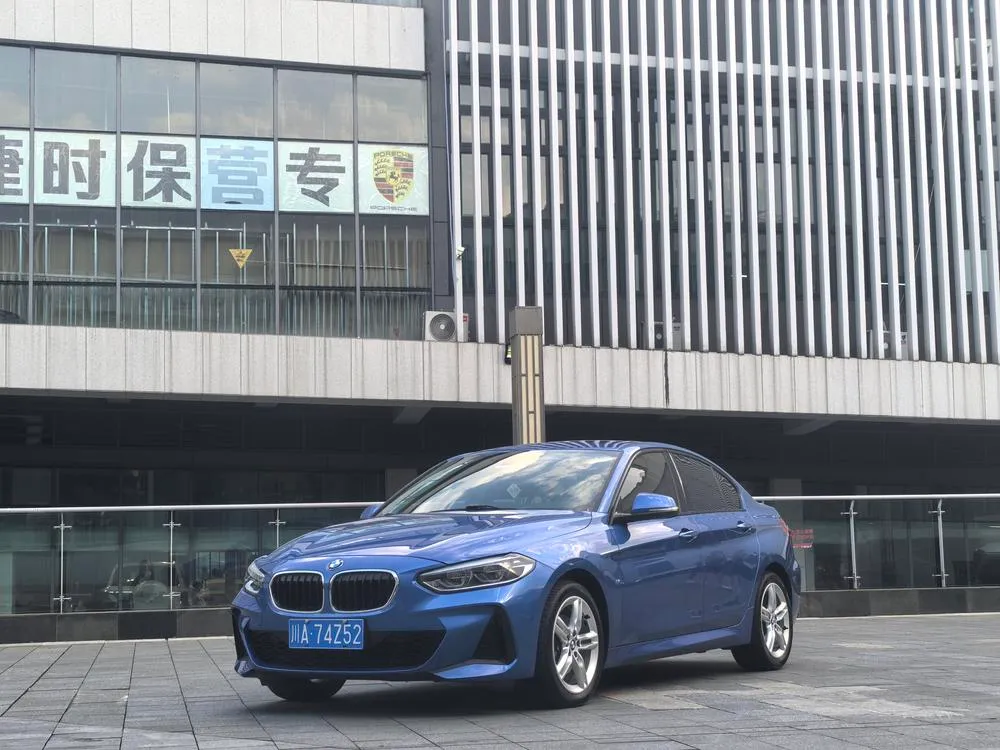BMW 1-Series 118i M Sport, 2019 — фото 1
