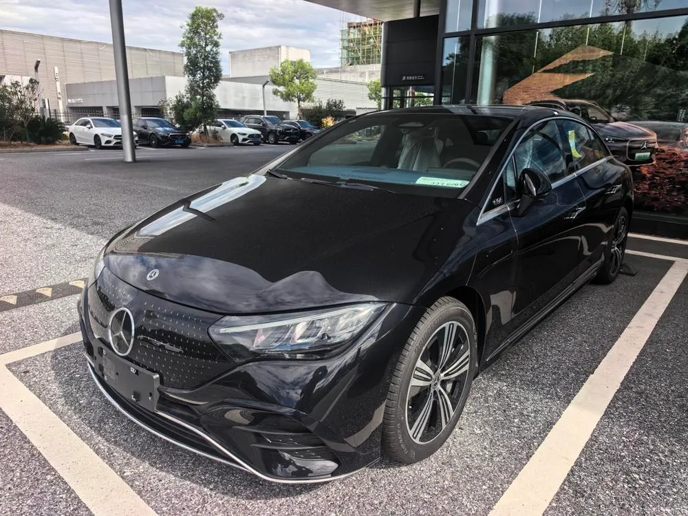 Mercedes-Benz EQE, 2025