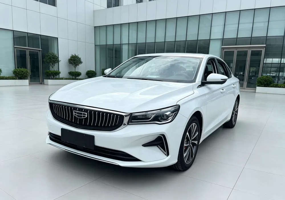 Geely Emgrand 4 Champion Edition 1.5L CVT Luxury Version, 2023 — фото 1