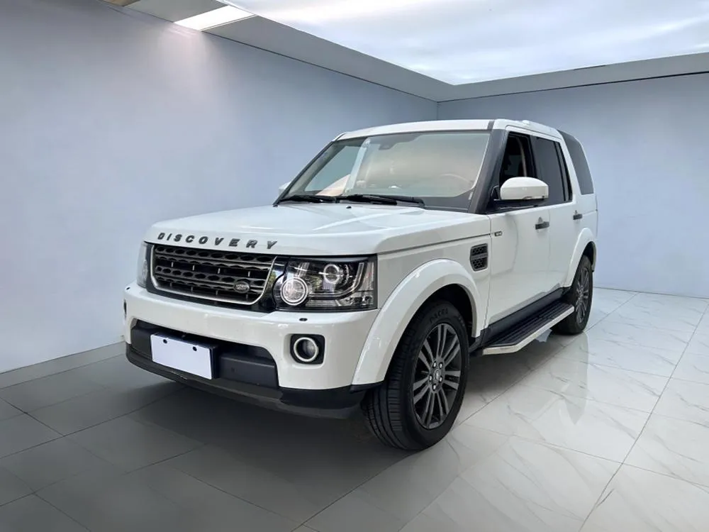 Land Rover Discovery 3.0 V6 SC SE, 2015 — фото 1