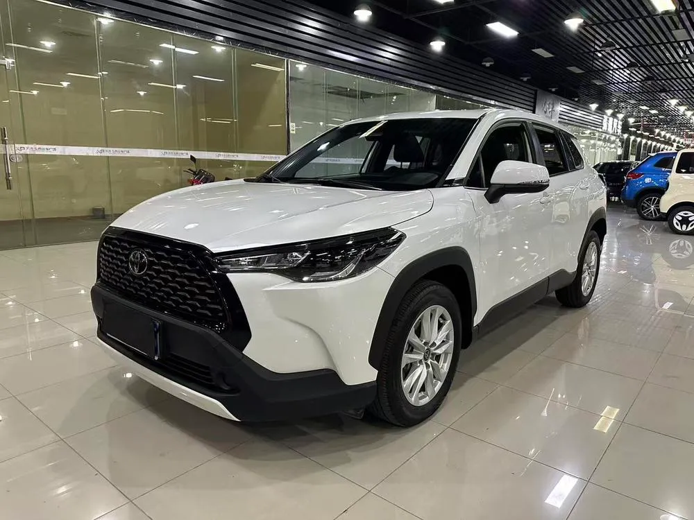 Toyota Corolla Cross 2.0L CVT Elite Edition, 2024 — фото 1