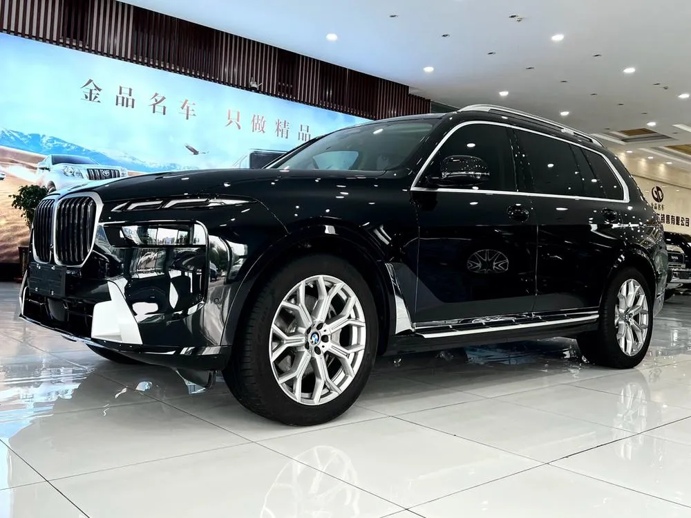 BMW X7, 2024