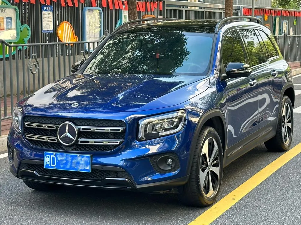 Mercedes-Benz GLB GLB 220 4MATIC, 2023 — фото 1