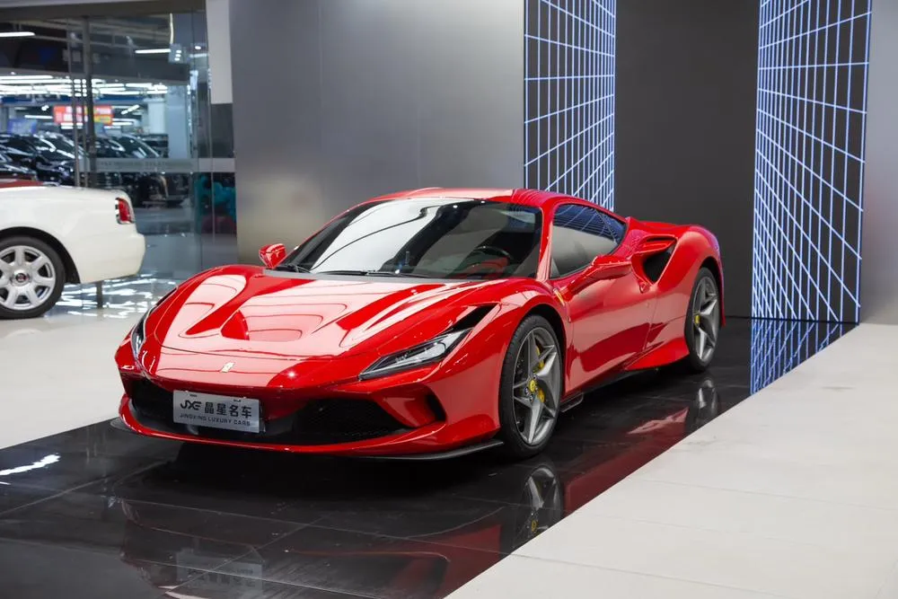 Ferrari F8, 2019