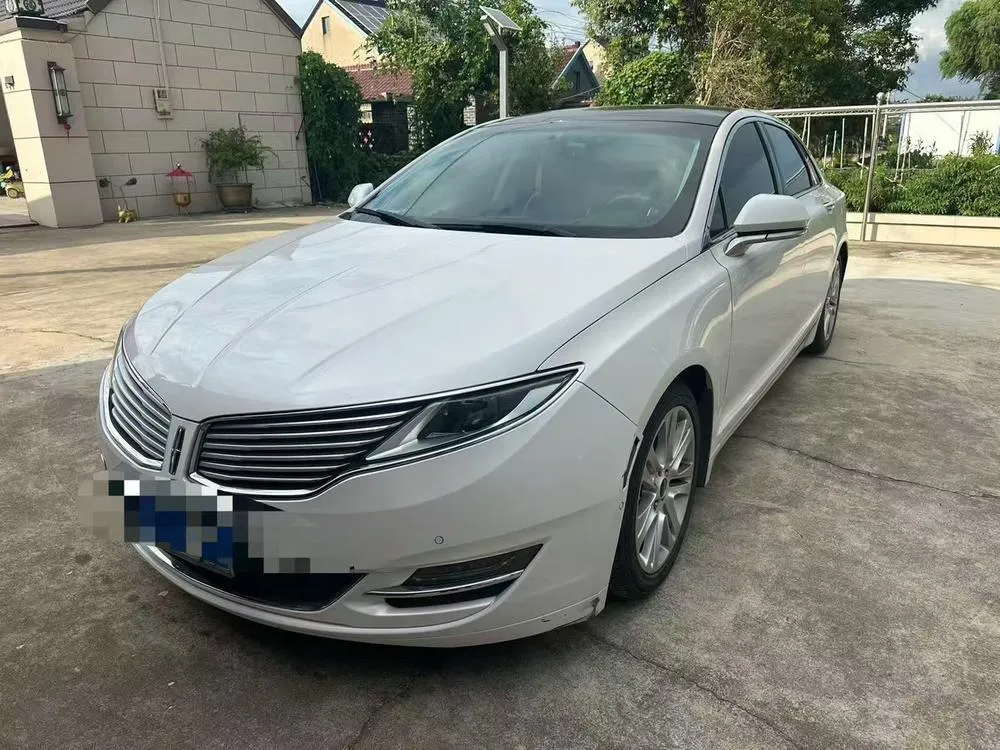 Lincoln MKZ, 2014