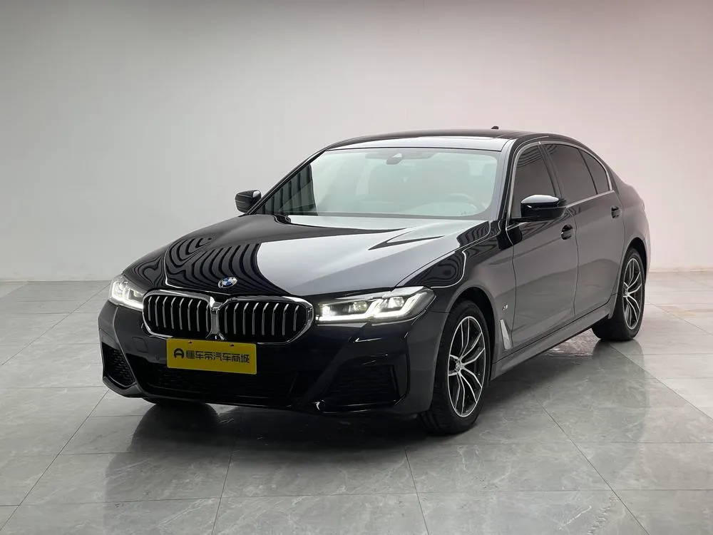 BMW 5-Series Facelift 525Li M Sport, 2022 — фото 1