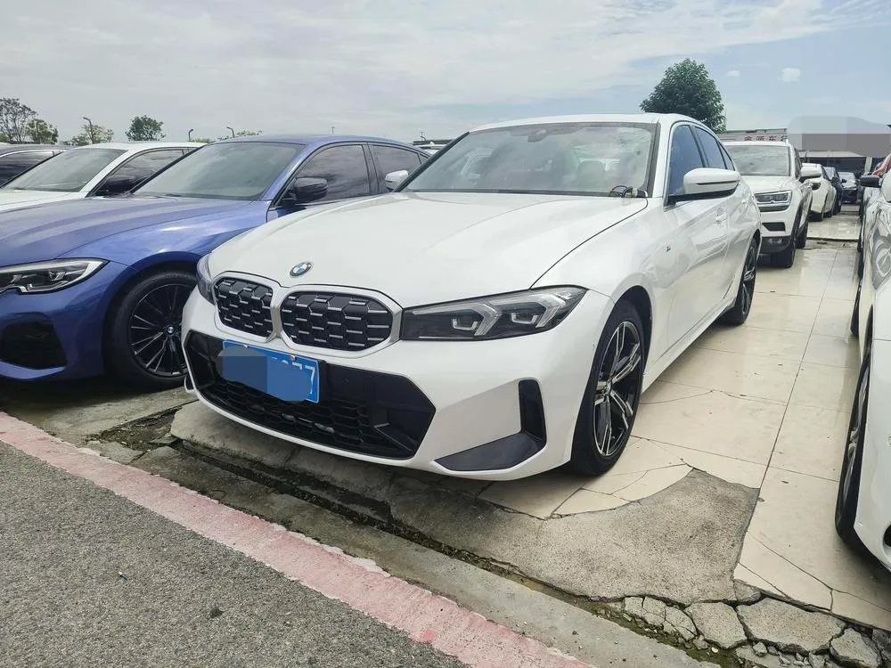 BMW 3-Series 325i M Sport, 2023 — фото 1