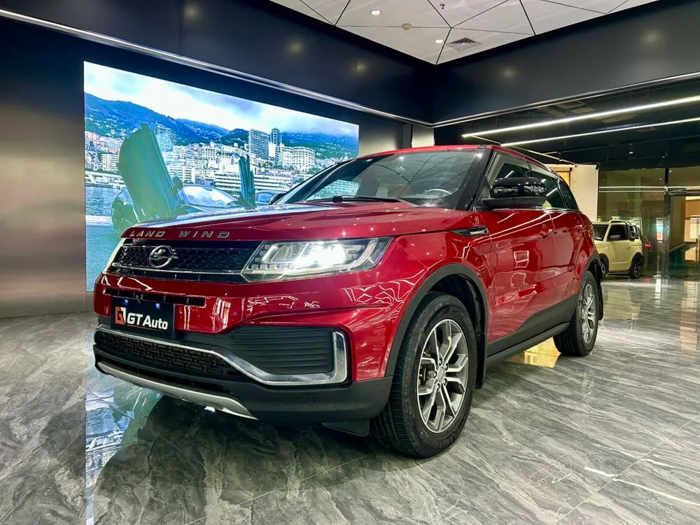 Landwind X7 1.5T Премиум, 2018 — фото 1