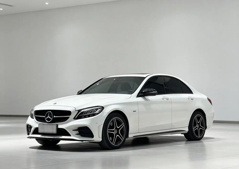 Mercedes-Benz C-Class, 2021