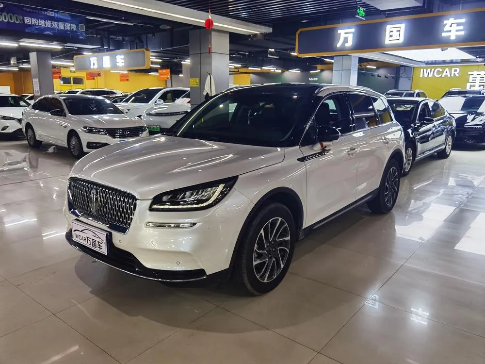 Lincoln Corsair 2.0T 2WD Prestige Edition, 2022 — фото 1