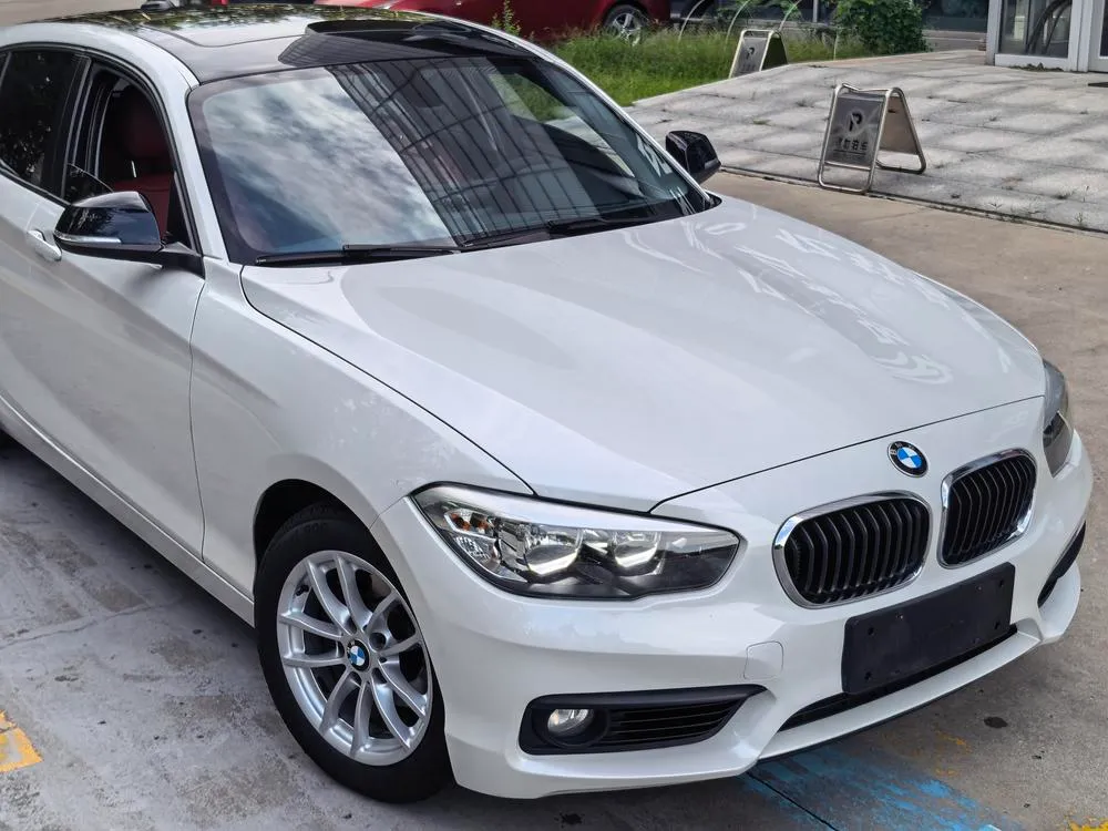 BMW 1-Series (Import) 118i Leading Version, 2018 — фото 1