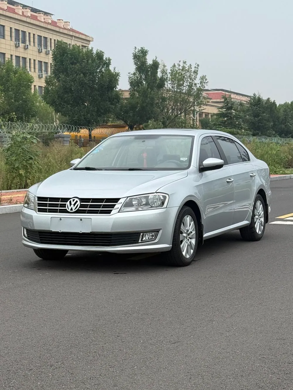Volkswagen Lavida 1.6L Auto Sport Edition, 2014 — фото 1