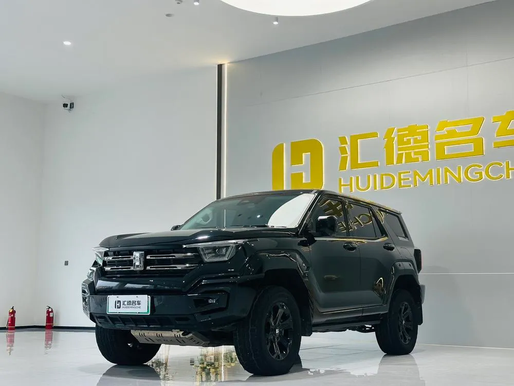 Tank 400 Hi4-T Offroad Edition, 2024 — фото 1