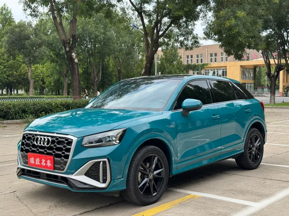 Audi Q2L, 2022