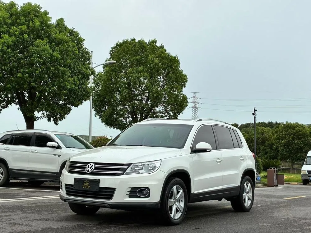 Volkswagen Tiguan 1.8TSI Auto 2WD Edition, 2012 — фото 1