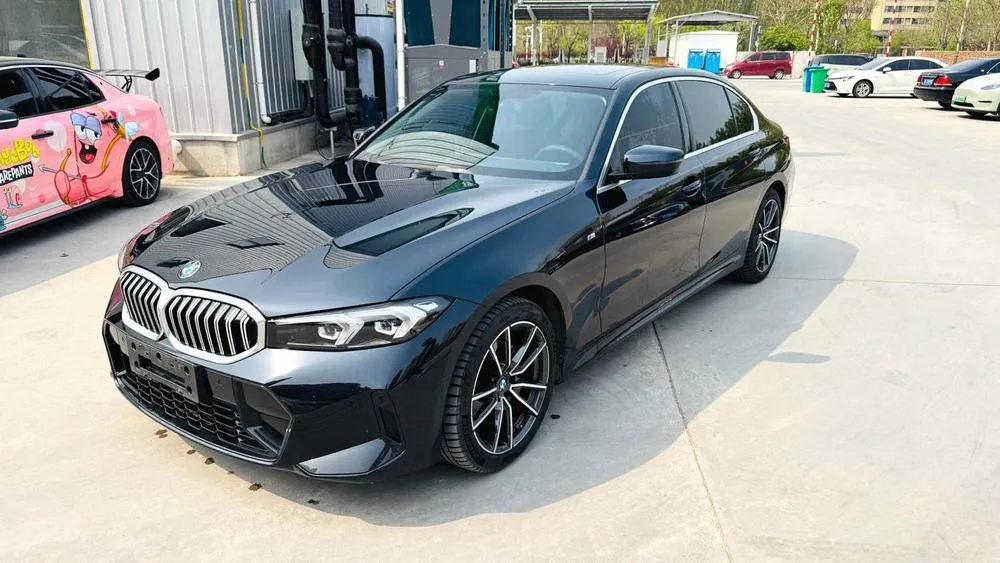 BMW 3-Series, 2023