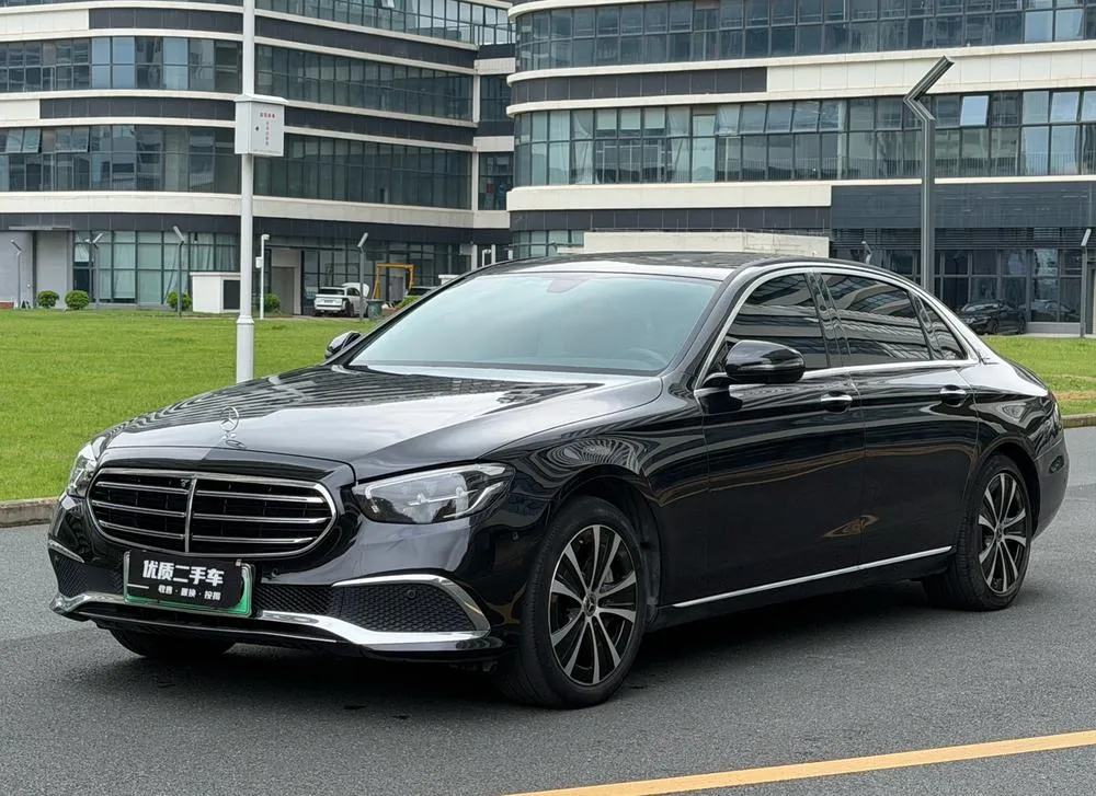 Mercedes-Benz E-Class PHEV Facelift E 350 e L Sport, 2022 — фото 1