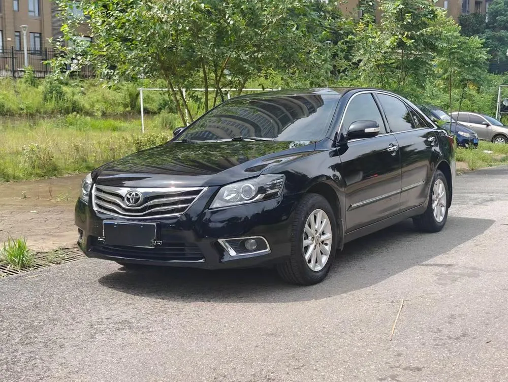 Toyota Camry 200G Classic Luxury Edition, 2012 — фото 1