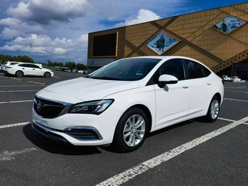 Buick Verano Sedan 20T Dual Clutch Leading Version, 2019 — фото 1