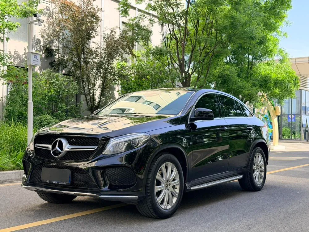 Mercedes-Benz GLE Coupe GLE 320 4MATIC Coupe SUV, 2017 — фото 1