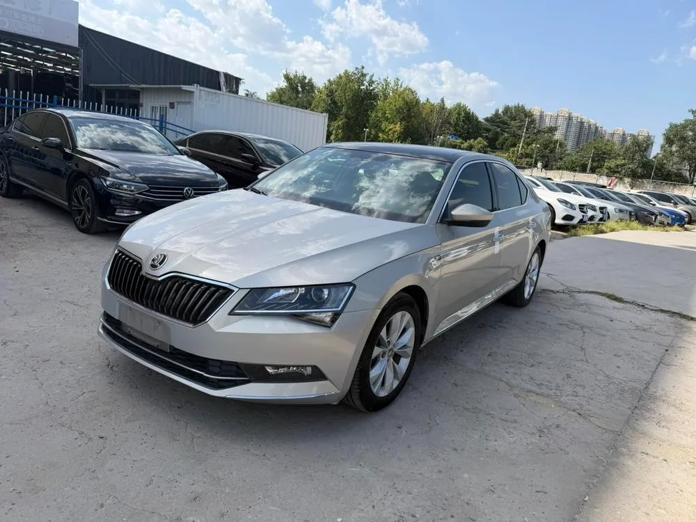 Skoda Superb TSI280 DSG Comfort Edition, 2019 — фото 1